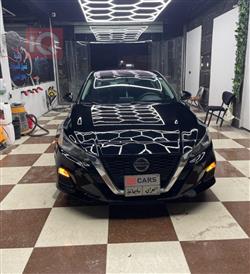 نيسان ألتيما